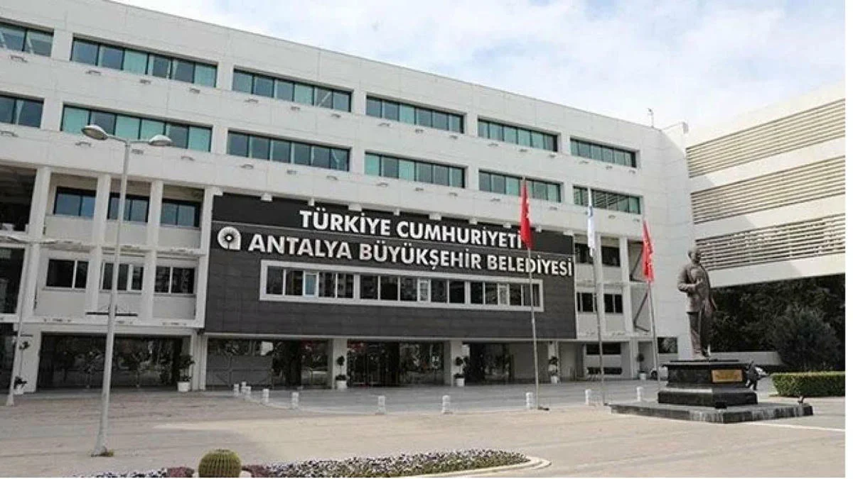 Antalya Büyükşehir Belediyesi 90 Zabıta Memuru Alıyor!
